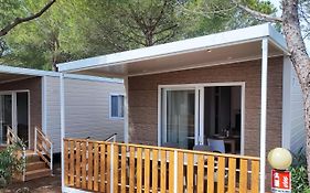 Camping Mare Blu